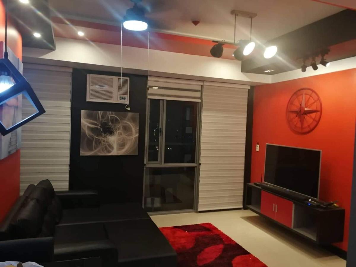Cubao Manhattan Heights Unit 11Pq Tower B, 1Br Quezon City Exterior foto